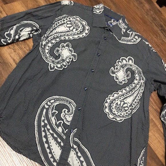 Tasso Elba large paisley button down